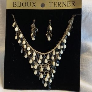 Bijoux Terner NWT Necklace/Earrings Set